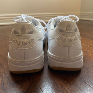 Adidas Rod Laver Sneakers Men’s Size 13 White Classic Tennis Shoes EUC